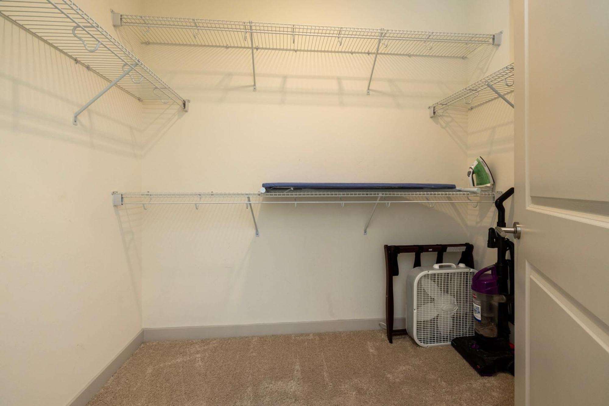 Modern Nulu 2Br Cozysuites 01 ルイスビル エクステリア 写真