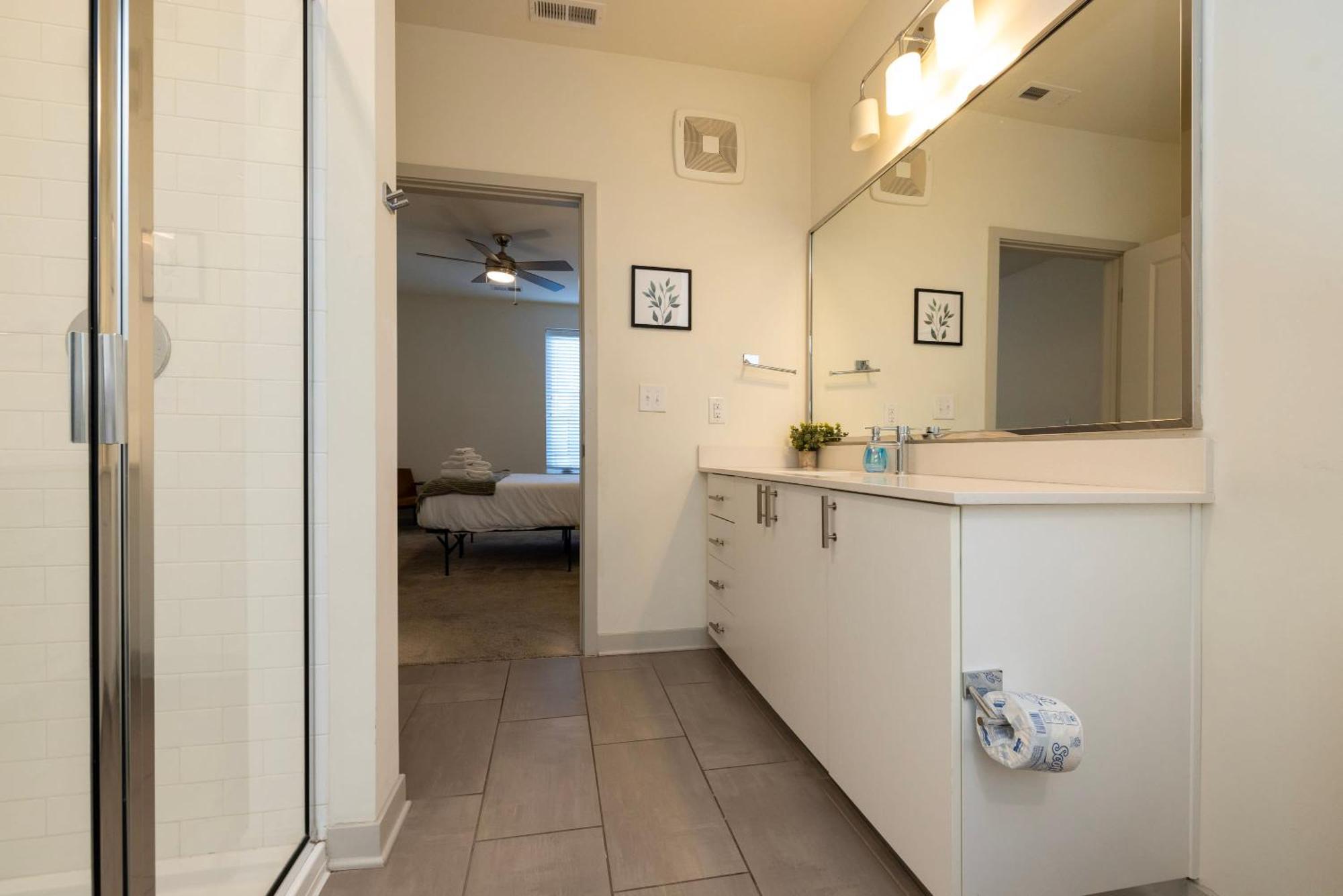Modern Nulu 2Br Cozysuites 01 ルイスビル エクステリア 写真